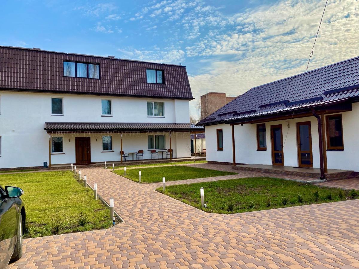 Rioro Hotel Myrhorod Exterior photo